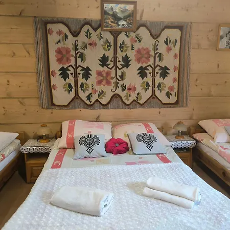 Pokoje i Apartamenty Regionalny Styl ul Bachledy 41 Zakopane-3